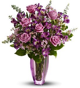 Teleflora's Dreaming of Roses in Chicago Ridge IL, James Saunoris & Sons