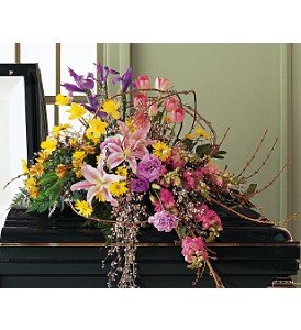 Eternal Spring Half-Couch Spray in Chicago Ridge�IL, James Saunoris & Sons