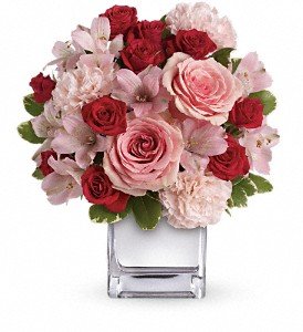 Teleflora's Love That Pink Bouquet with Roses in Chicago Ridge IL, James Saunoris & Sons