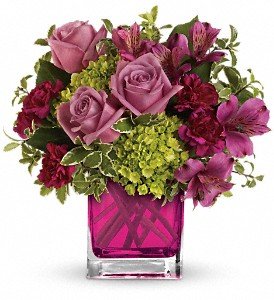 Splendid Surprise by Teleflora in Chicago Ridge IL, James Saunoris & Sons