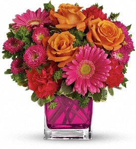 Teleflora's Turn Up The Pink Bouquet in Chicago Ridge IL, James Saunoris & Sons