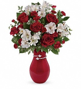 Teleflora's Pair Of Hearts Bouquet in Chicago Ridge IL, James Saunoris & Sons