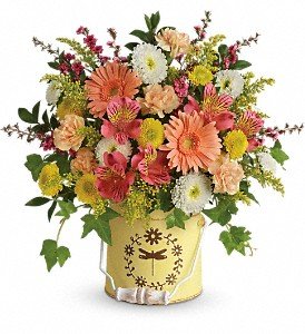 Teleflora's Country Spring Bouquet in Chicago Ridge IL, James Saunoris & Sons
